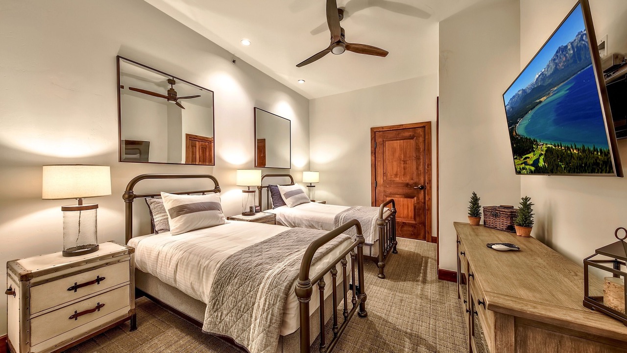 Photo of Bedroom in Lakeside Park