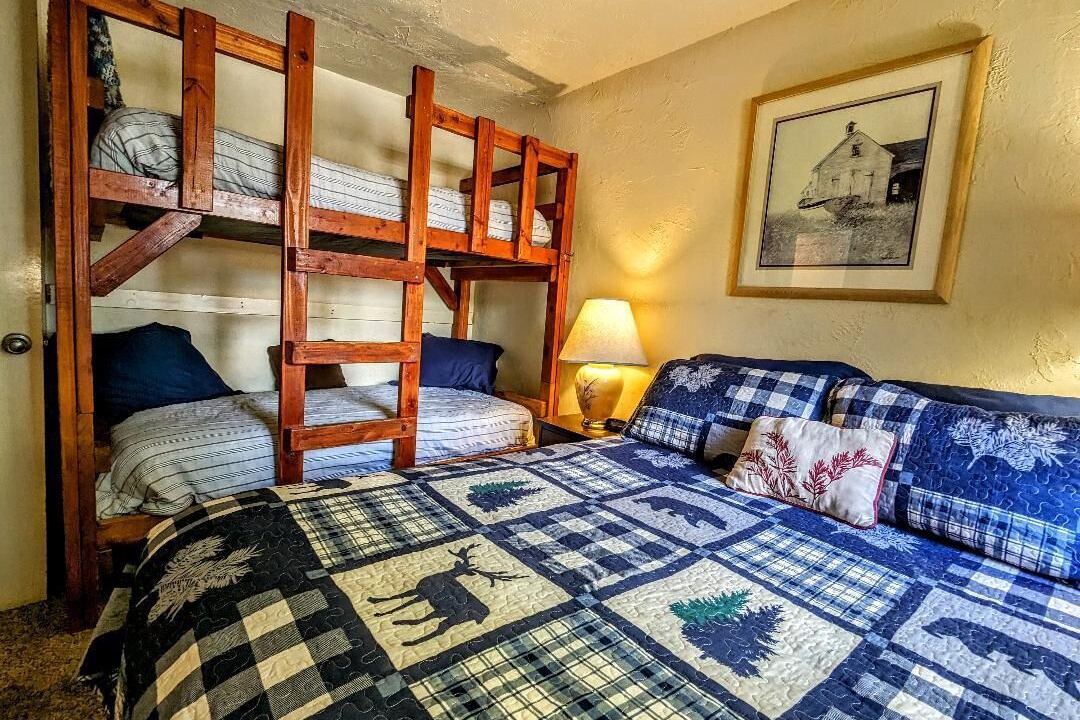 Photo of Bedroom in Big Bear Lake