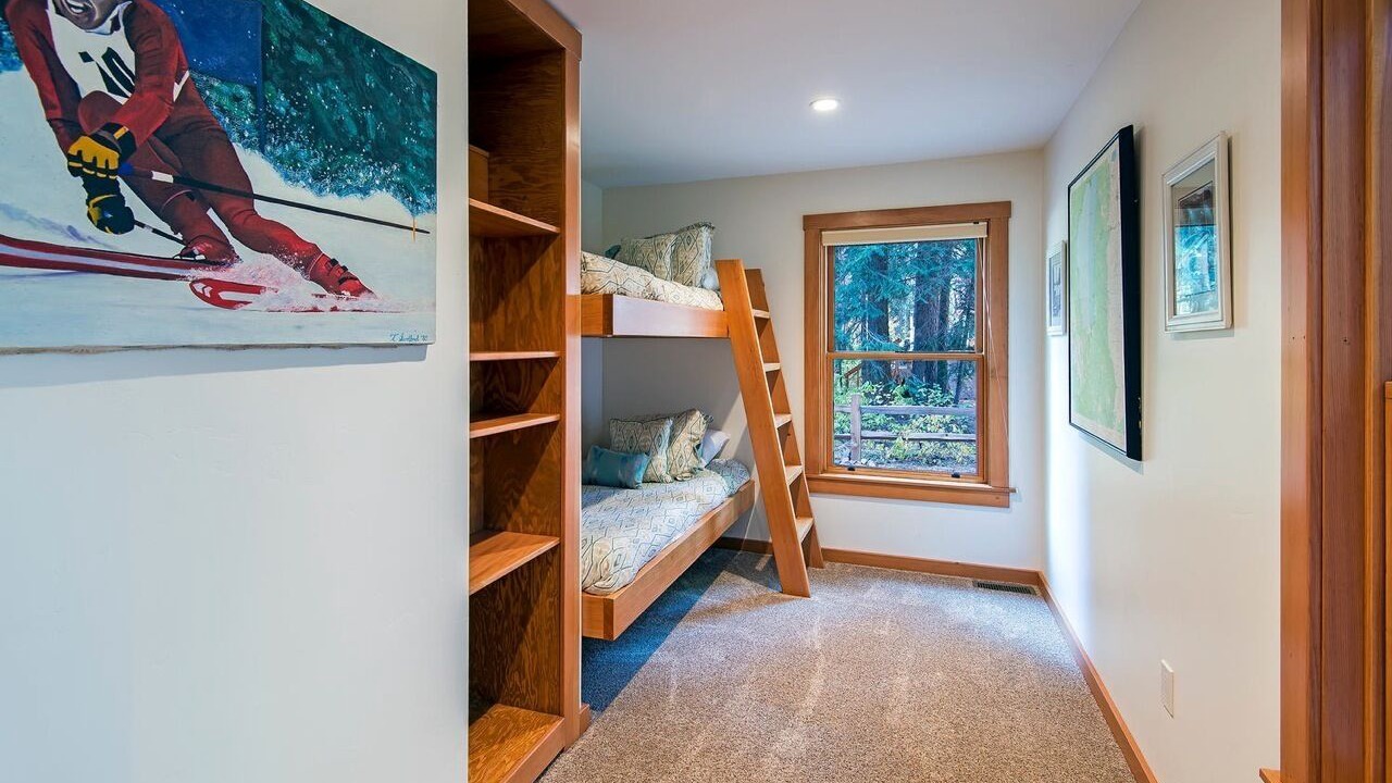 Photo of Bedroom in Tahoe Pines