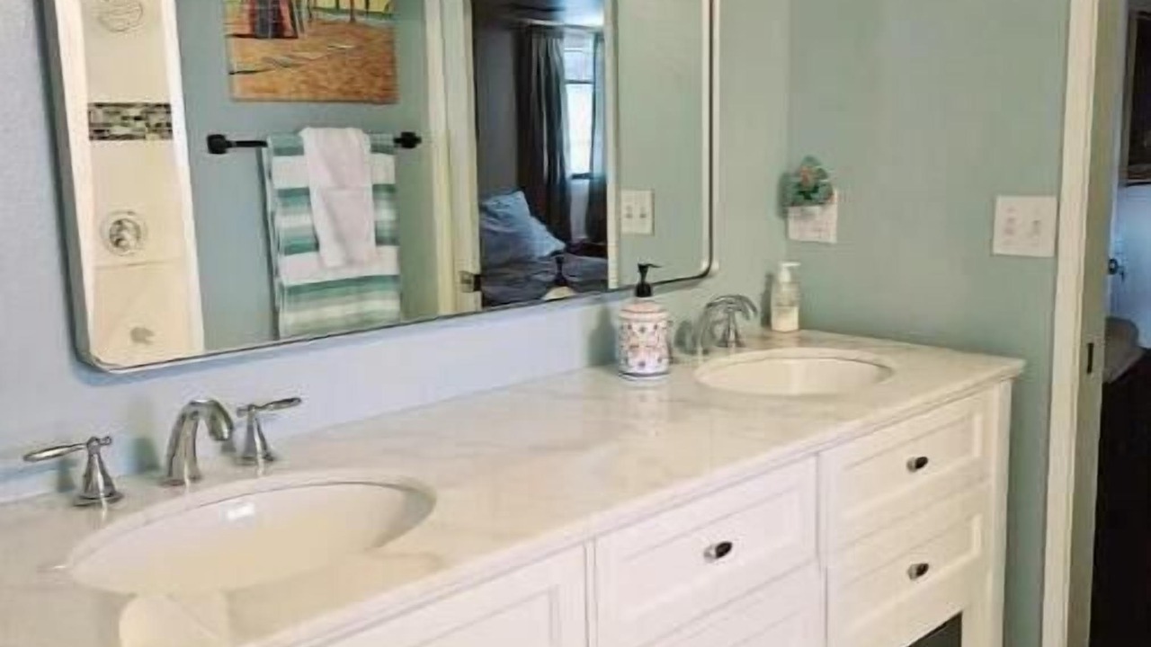 Photo of Bathroom in Lone Pine