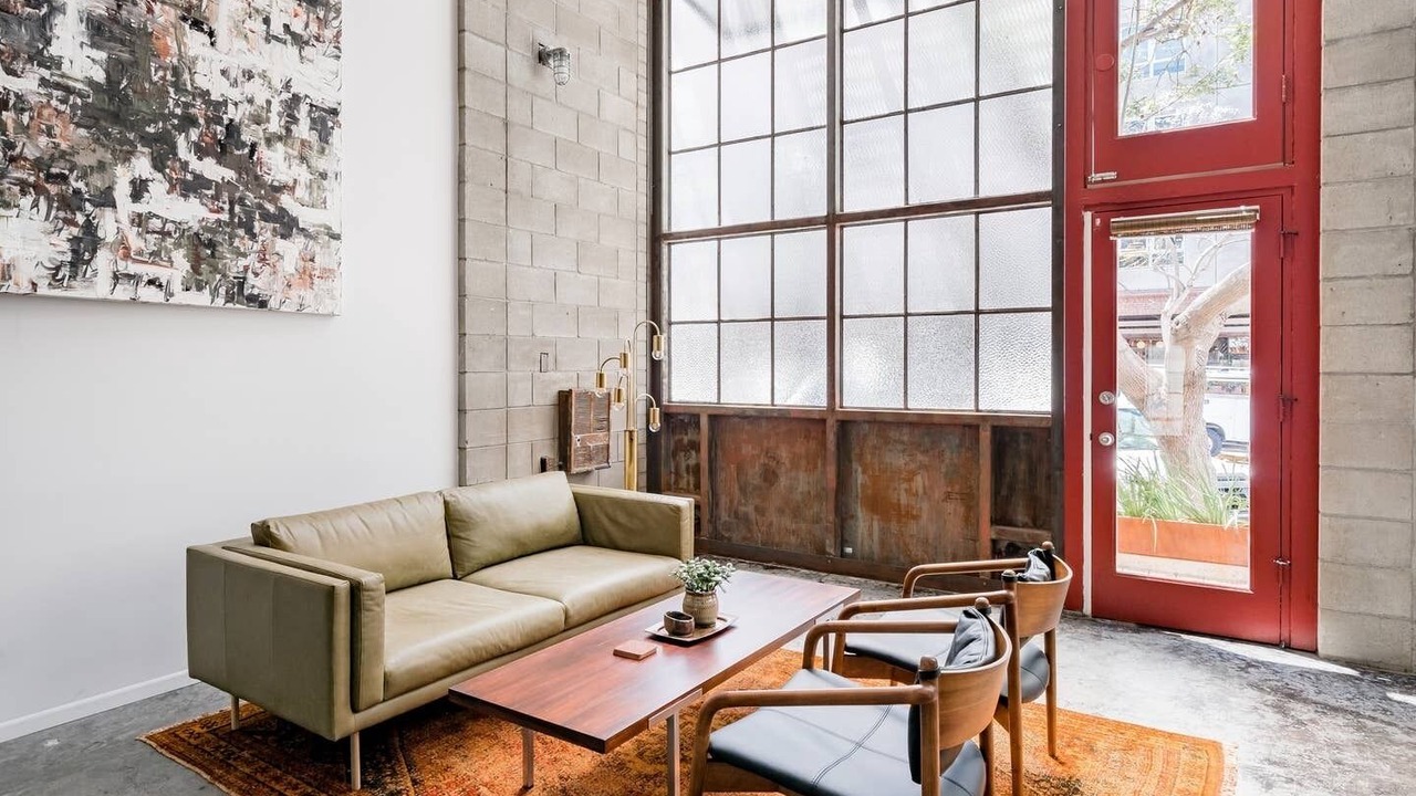 Photo of Livingroom in Little Italy