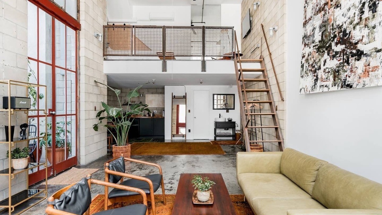 Photo of Livingroom in Little Italy