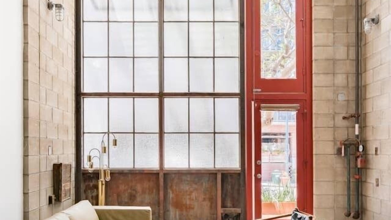 Photo of Livingroom in Little Italy