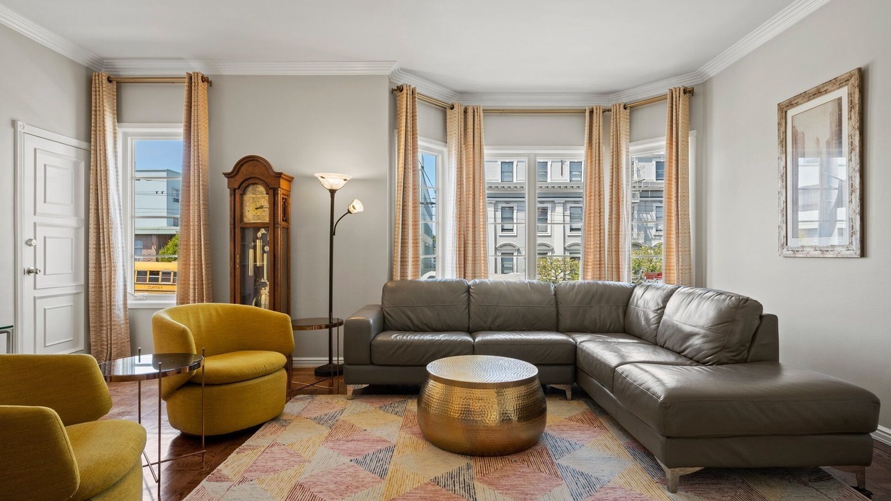 Photo of Livingroom in Lone Mountain