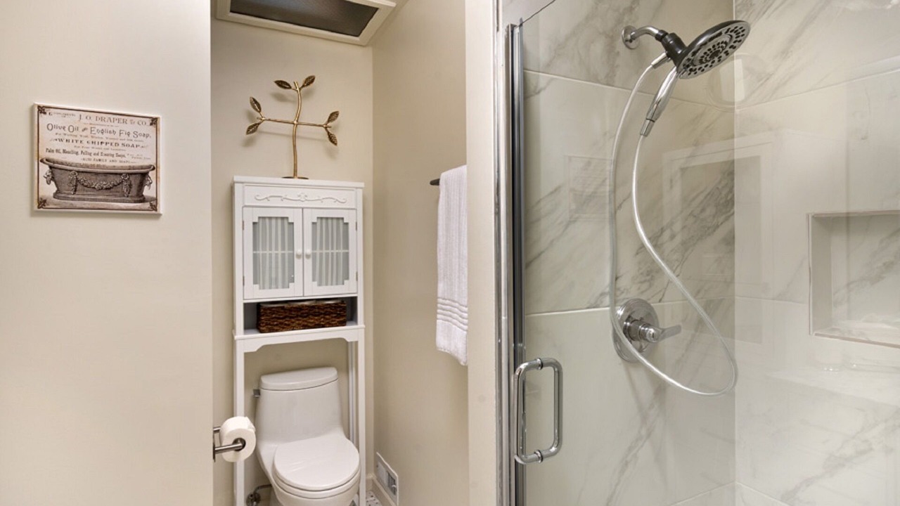 Photo of Bathroom in Lone Mountain