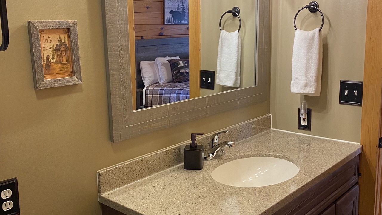 Photo of Bathroom in Gatlinburg