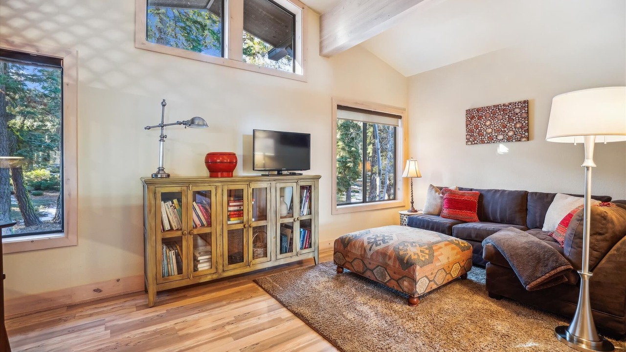 Photo of Livingroom in Tahoe City