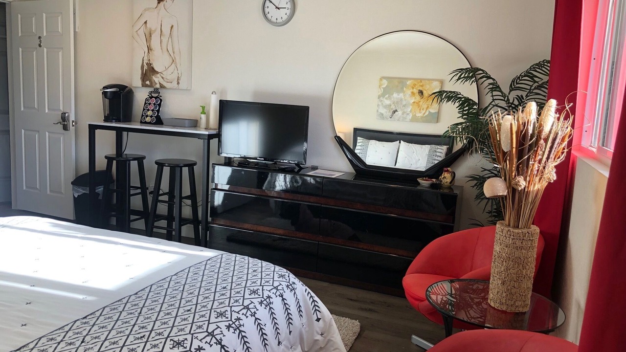 Photo of Bedroom in Westlake