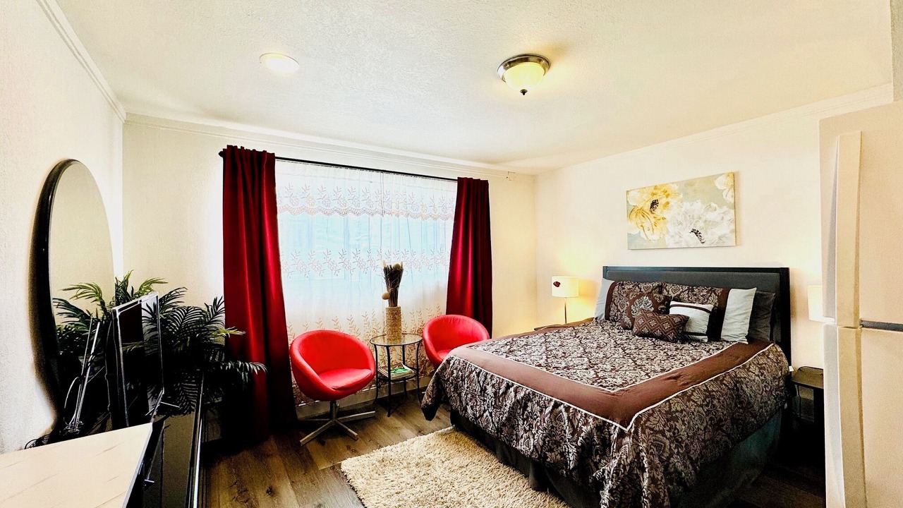 Photo of Bedroom in Westlake