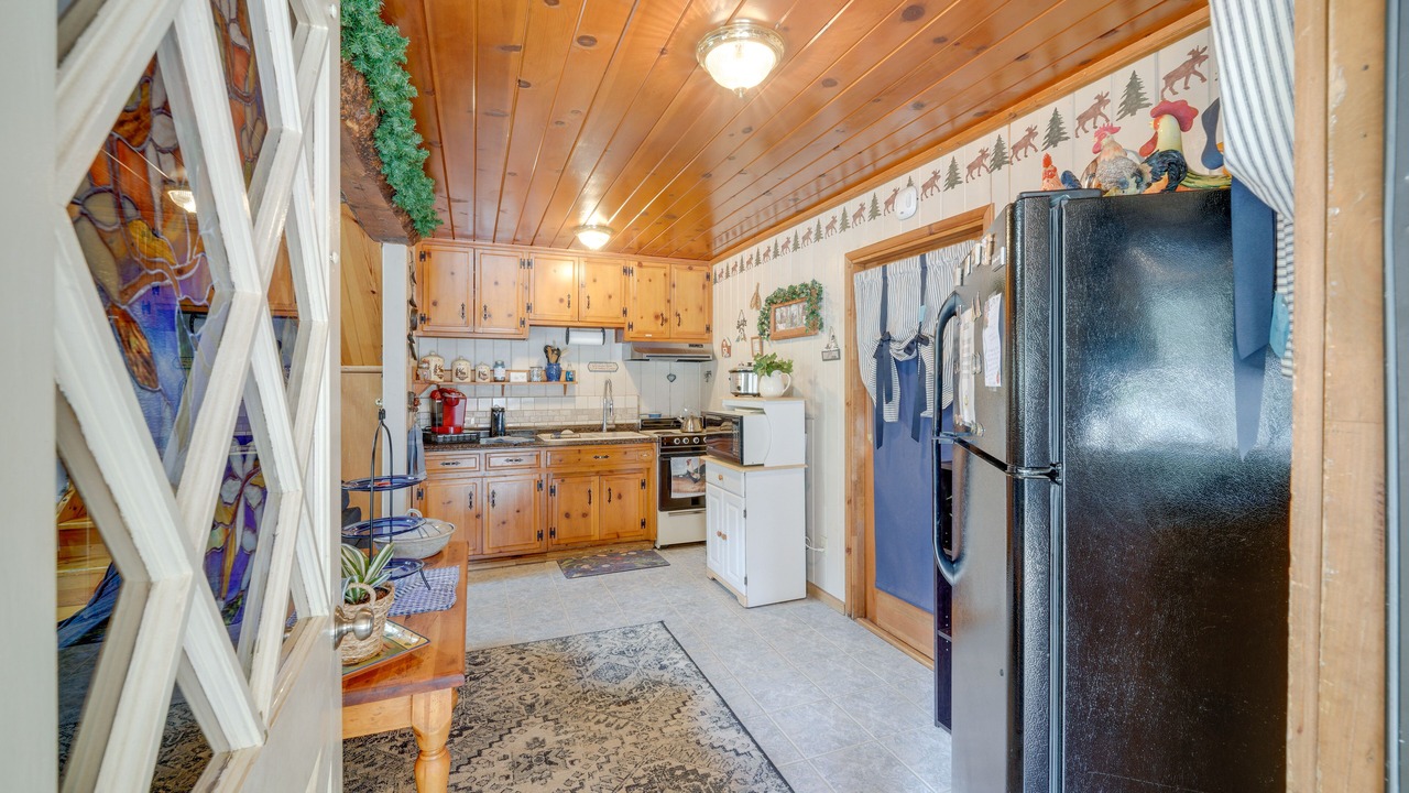Photo of Kitchen in Ponderosa