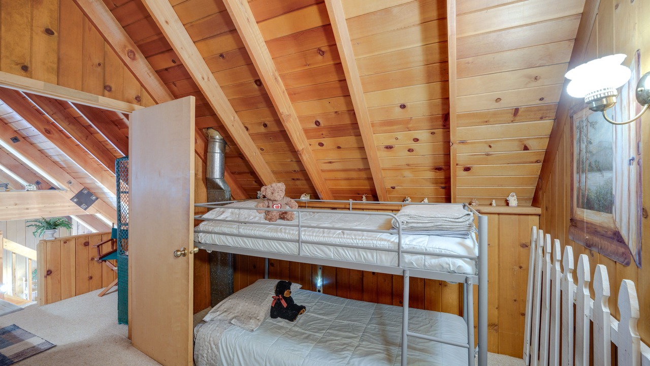 Photo of Bedroom in Ponderosa