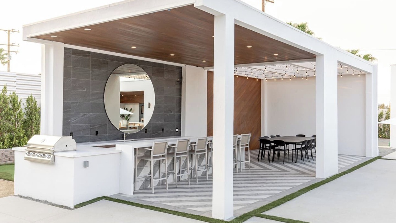 Photo of Outdoor in Racquet Club Estates