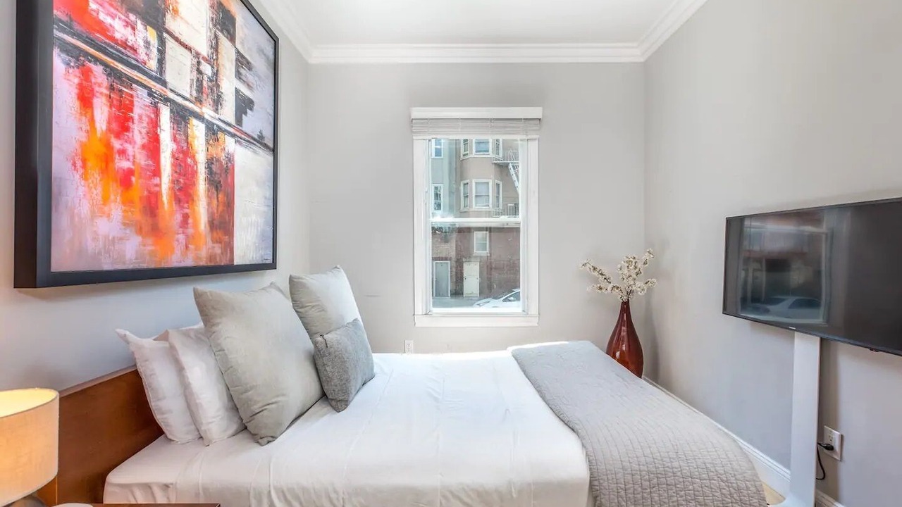 Photo of Bedroom in Nob Hill