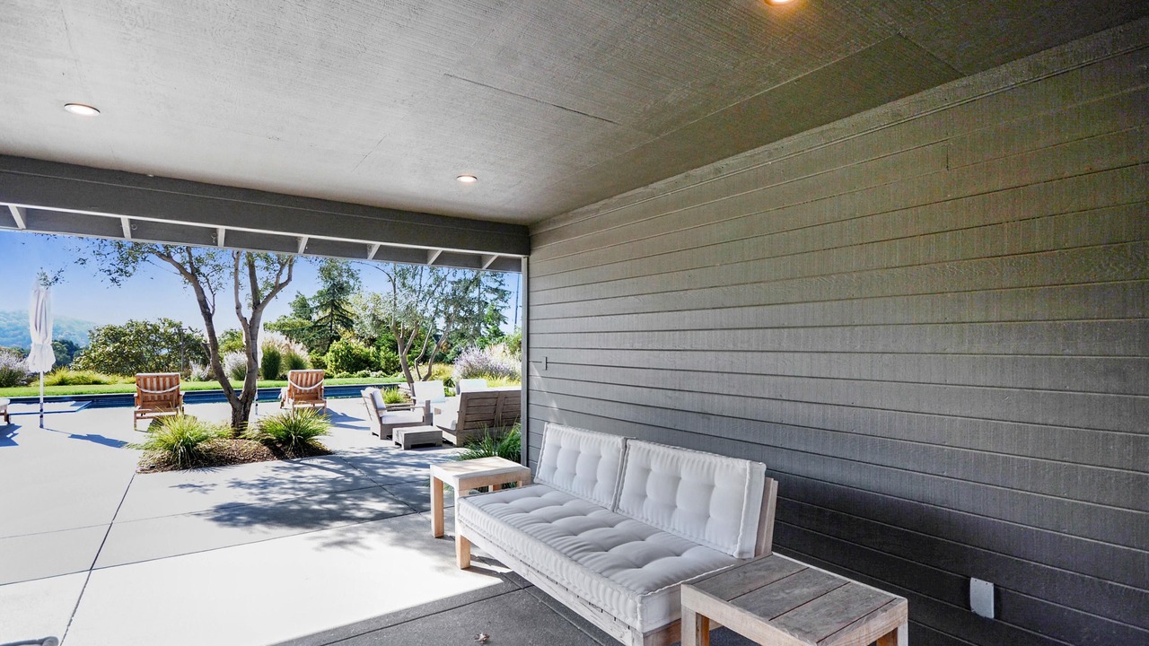 Photo of Patio Balcony in Fetters Hot Springs-Agua Caliente