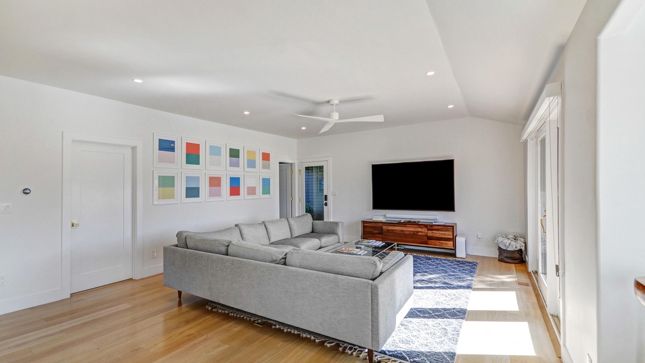 Photo of Livingroom in Fetters Hot Springs-Agua Caliente