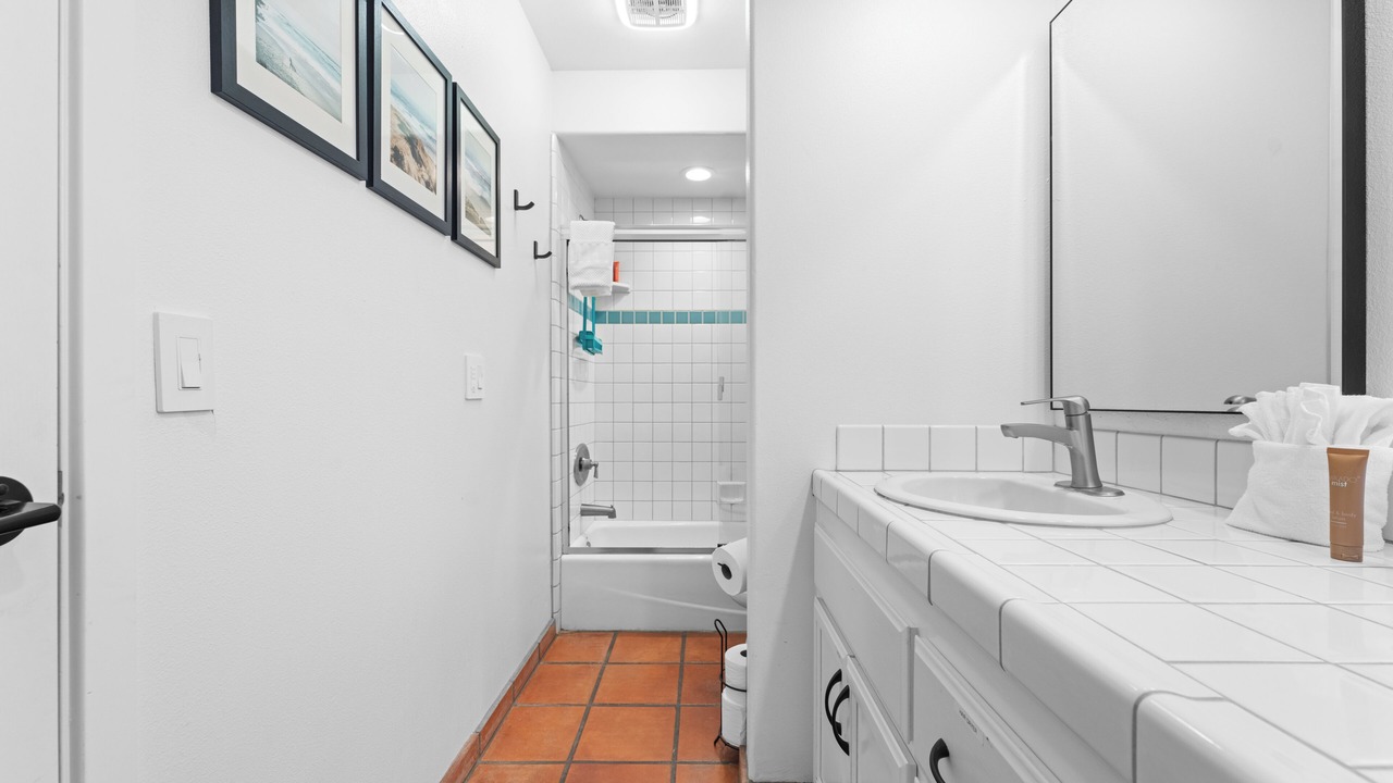 Photo of Bathroom in South Mission Beach