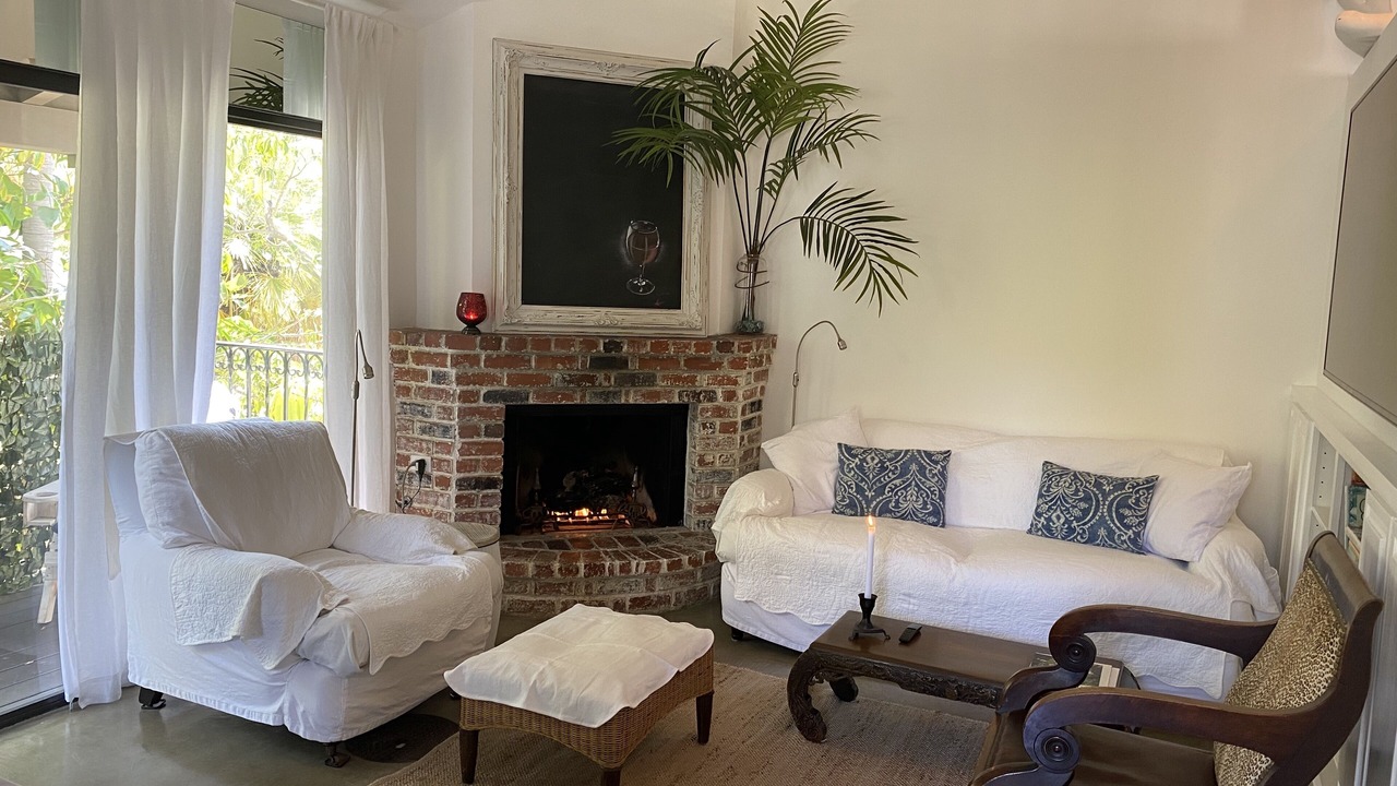 Photo of Livingroom in West Beach