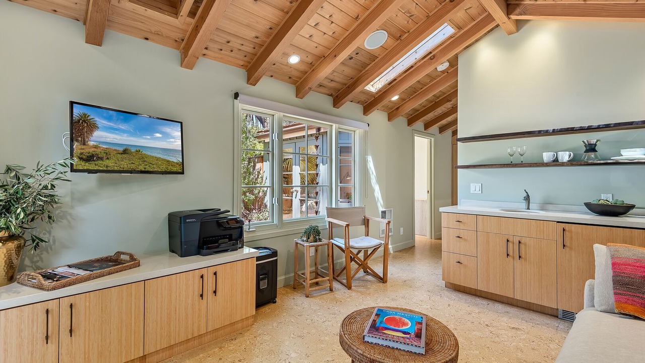 Photo of Livingroom in Hedgerow