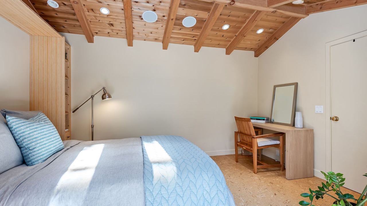 Photo of Bedroom in Hedgerow