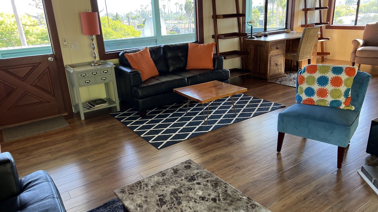 Photo of Livingroom in Eastside
