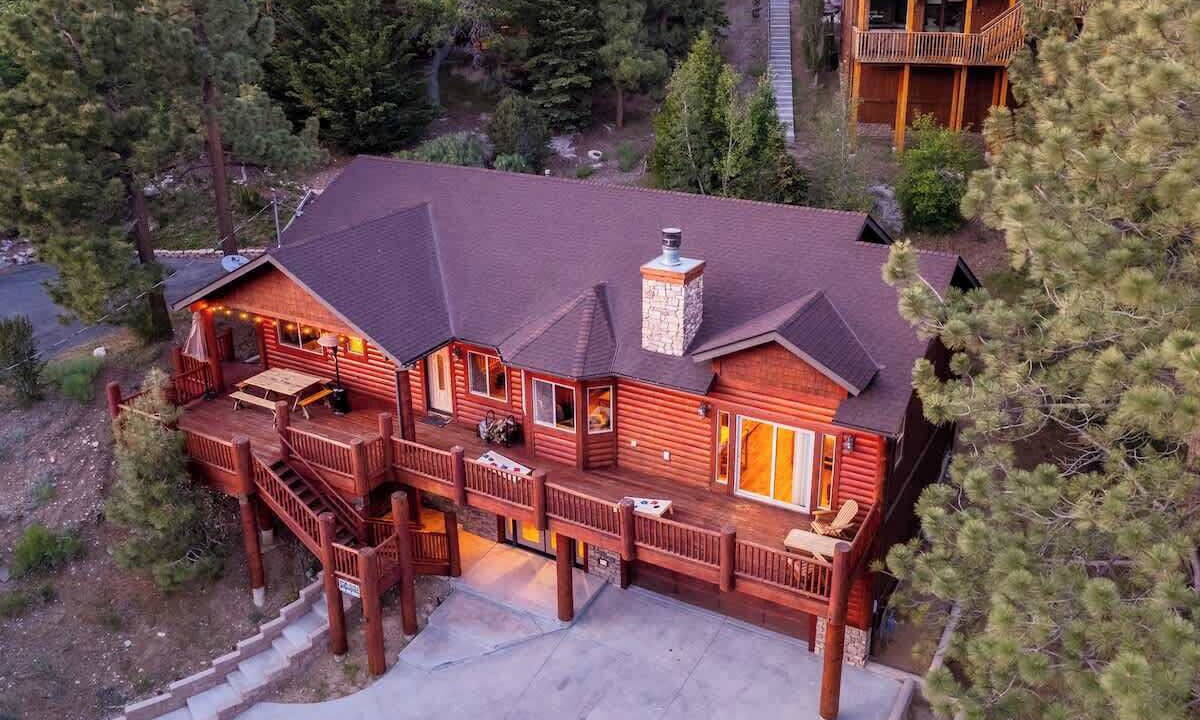 Photo of Outdoor in Upper Moonridge