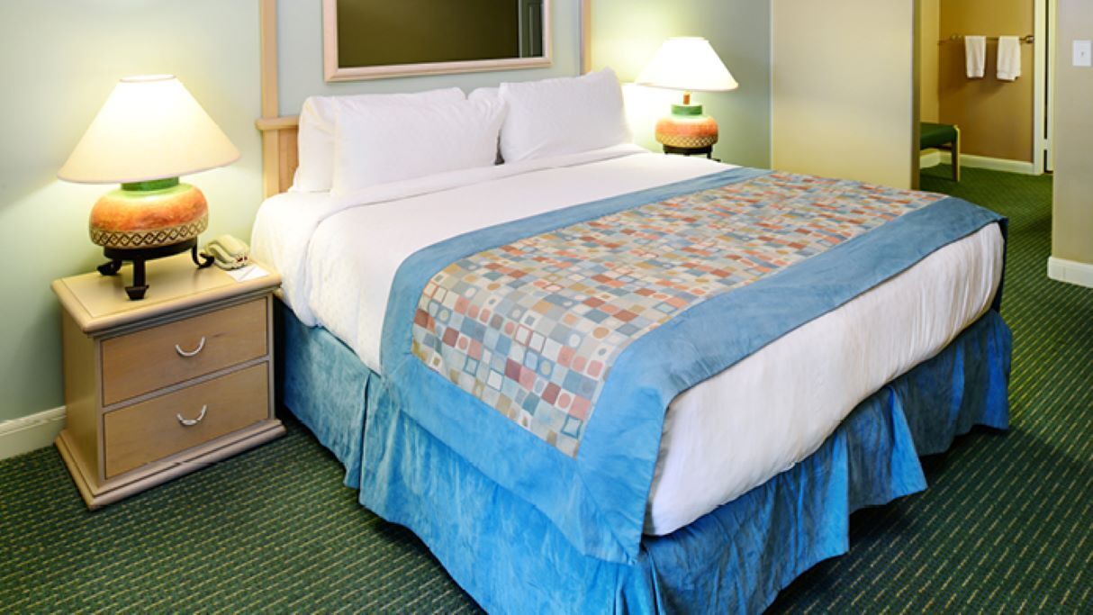 Photo of Bedroom in Canyon Corridor