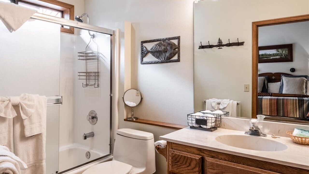 Photo of Bathroom in June Lake