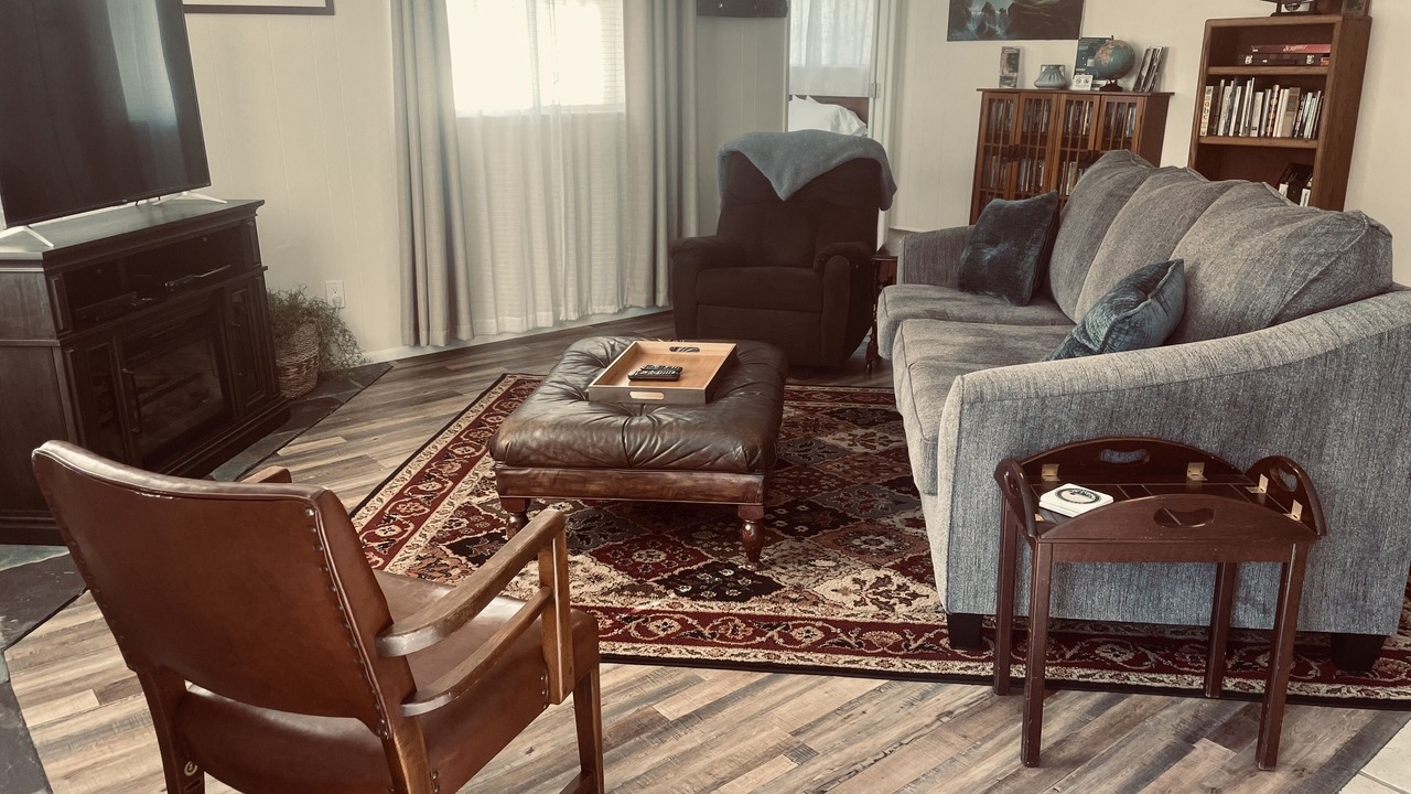 Photo of Livingroom in Ahwahnee