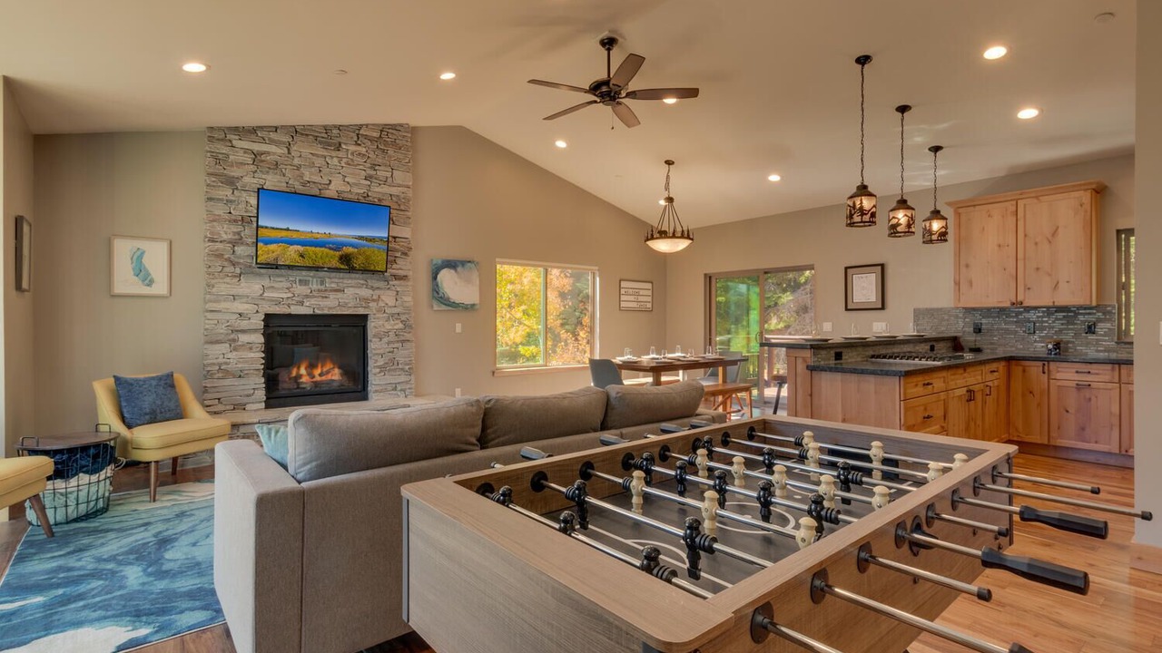 Photo of Livingroom in Tahoe Paradise