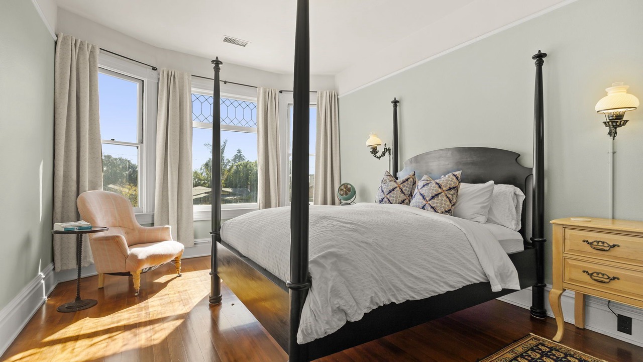 Photo of Bedroom in Ventura