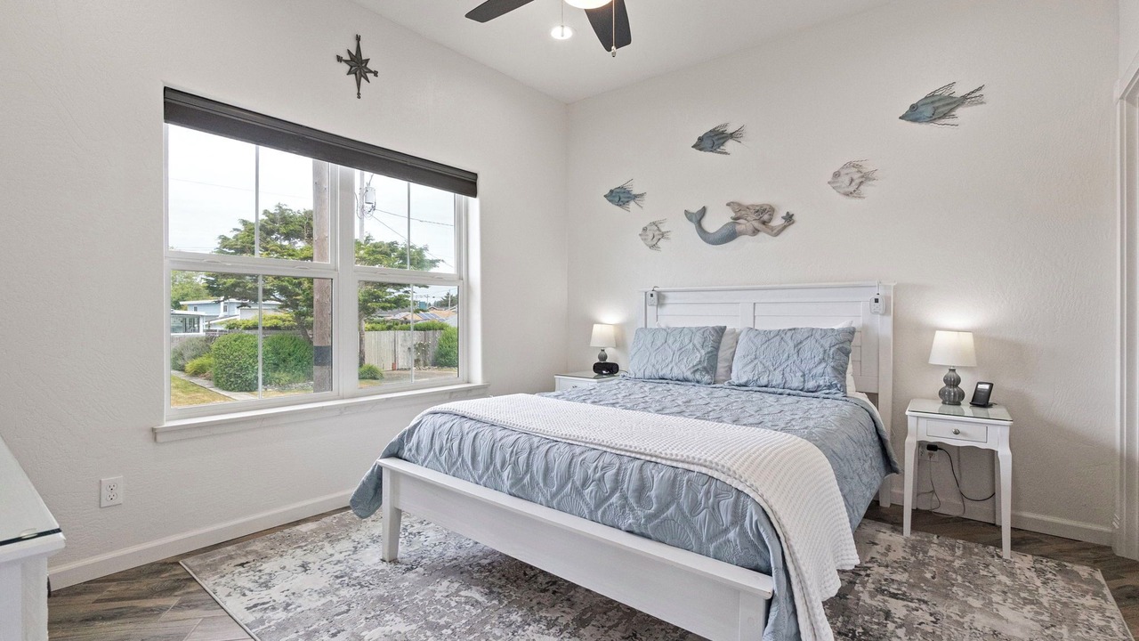 Photo of Bedroom in Crescent City
