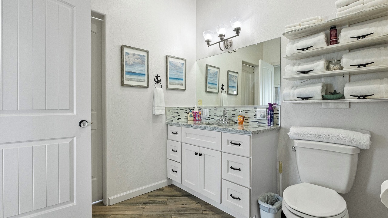 Photo of Bathroom in Crescent City