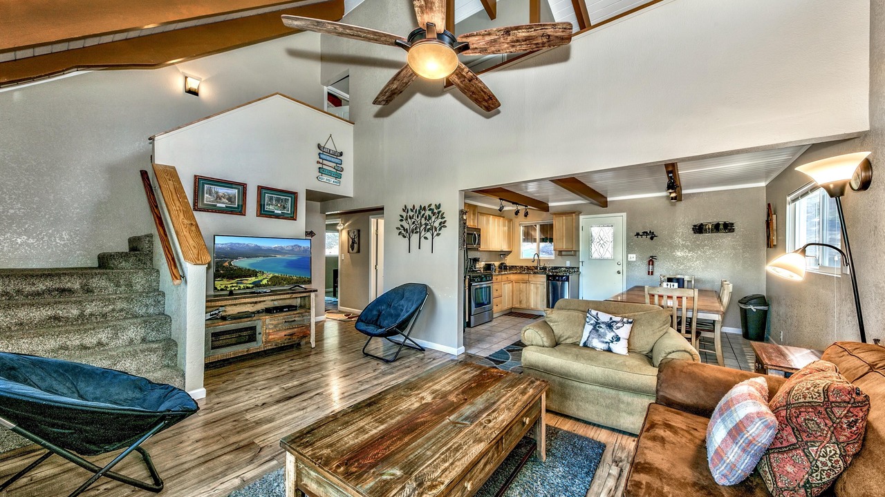 Photo of Livingroom in Black Bart