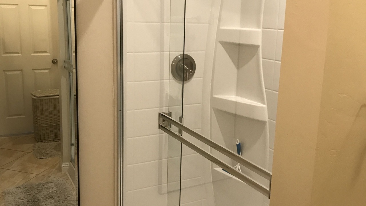 Photo of Bathroom in Oak Park