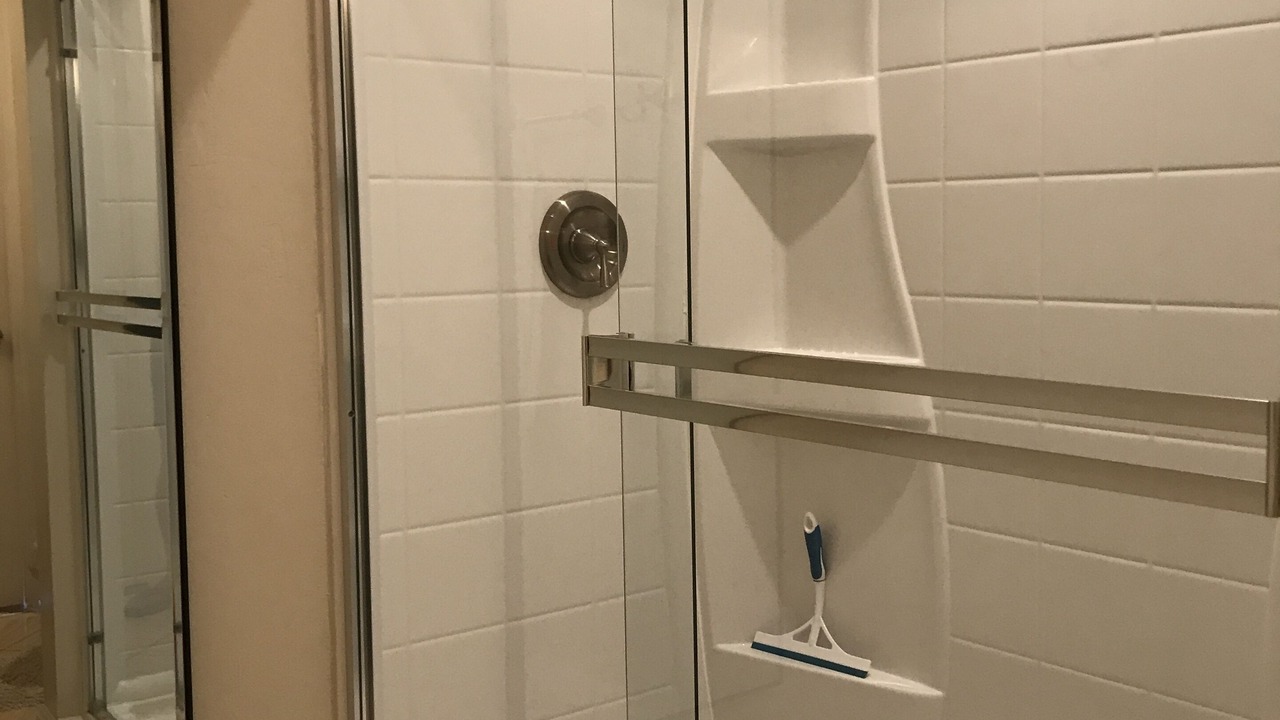 Photo of Bathroom in Oak Park