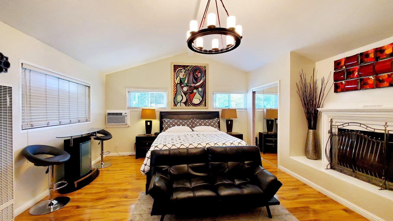 Photo of Bedroom in Oak Park
