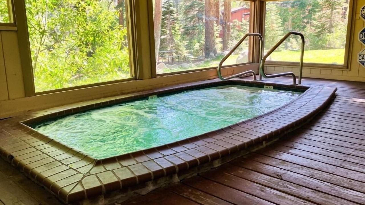 Photo of Outdoor in Mammoth Lakes