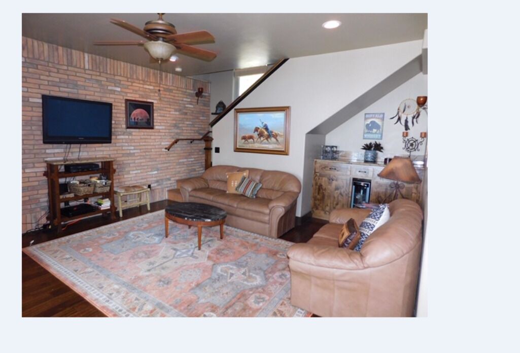 Photo of Livingroom in East Shore