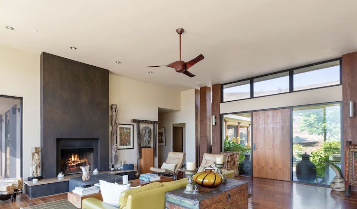 Photo of Livingroom in Santa Barbara