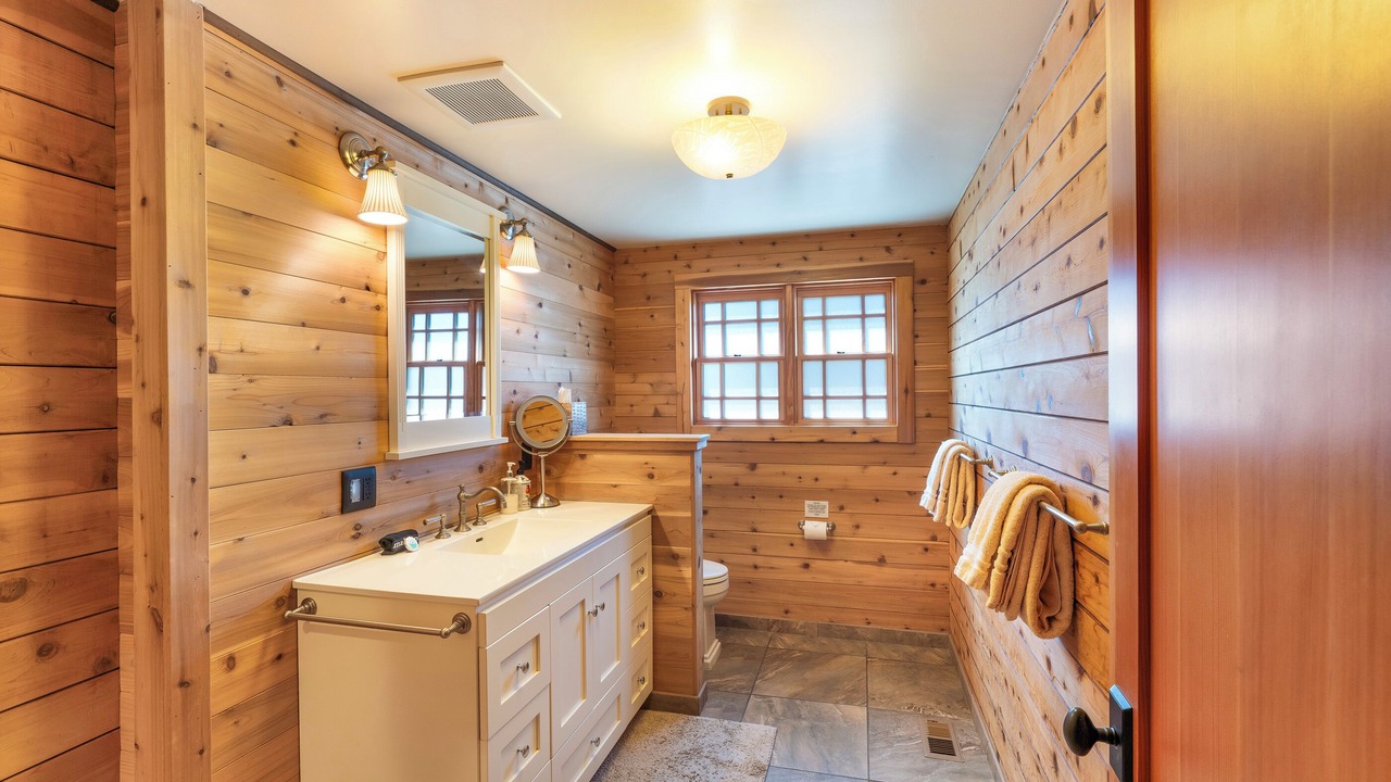 Photo of Bathroom in Forestville