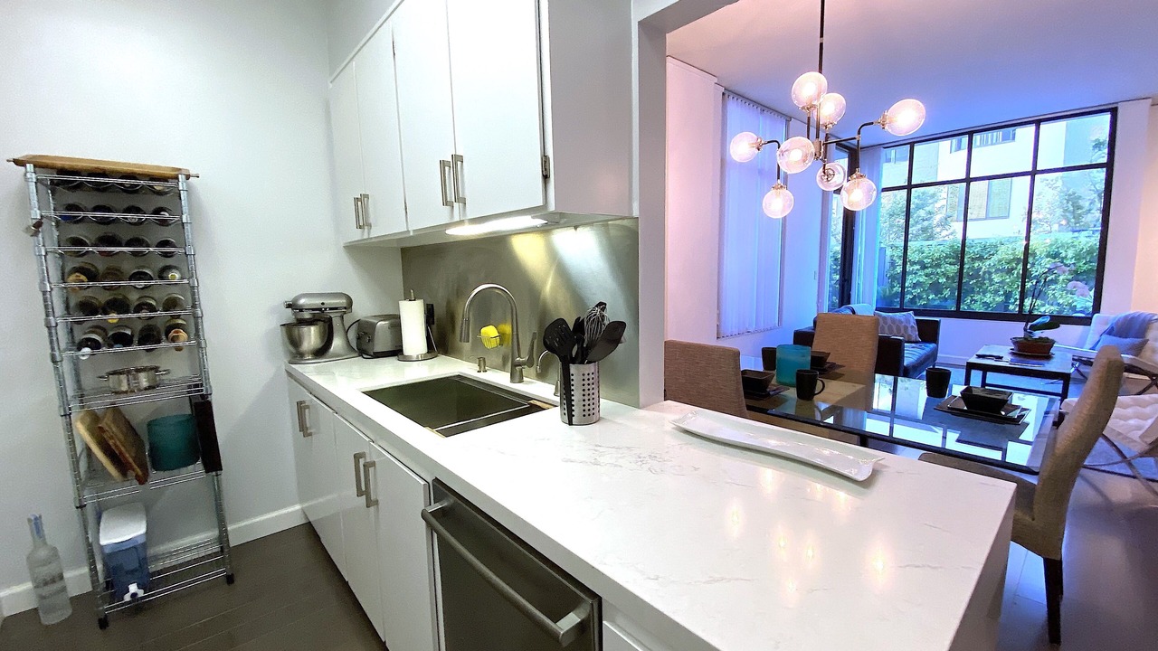 Photo of Bedroom in Telegraph Hill