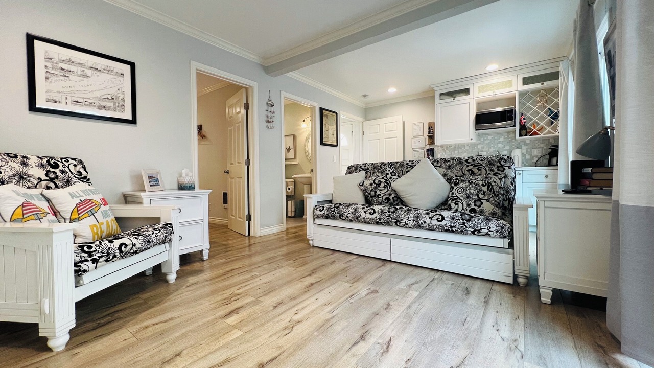 Photo of Bedroom in Hollywood Beach