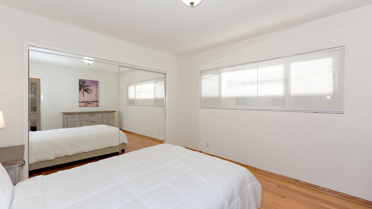 Photo of Bedroom in Mar Vista