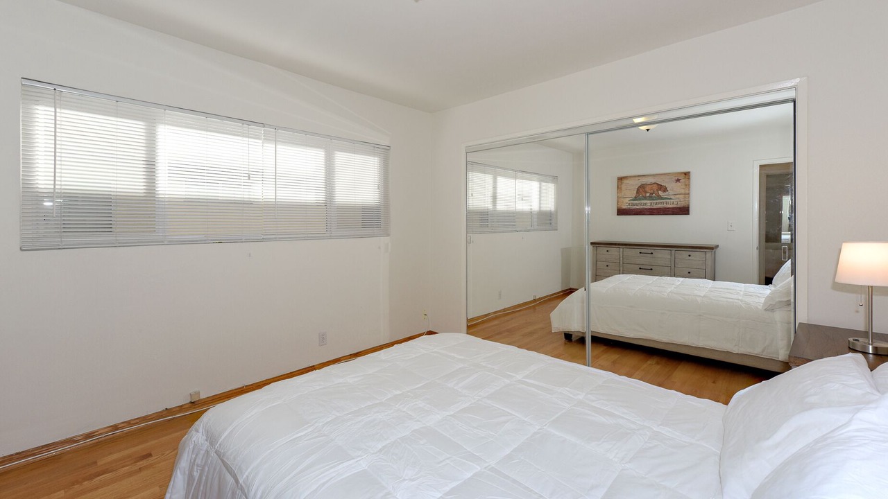 Photo of Bedroom in Mar Vista