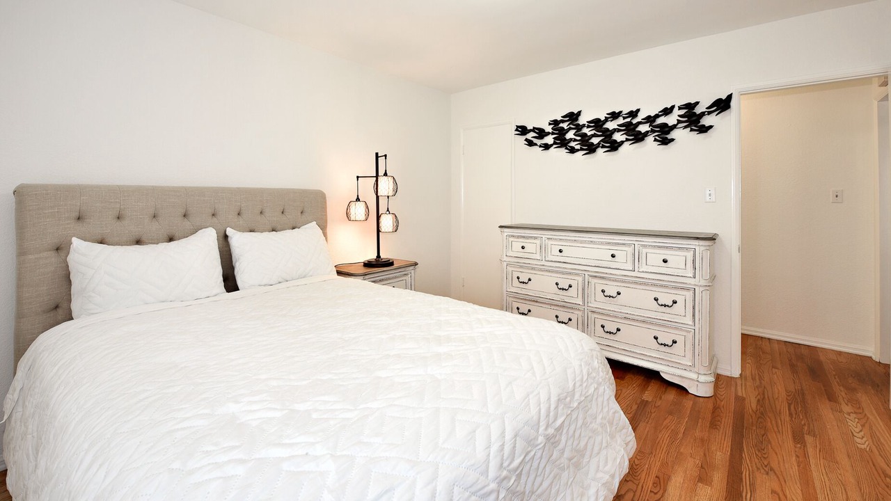 Photo of Bedroom in Mar Vista