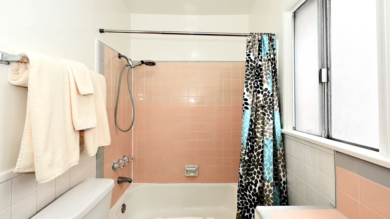 Photo of Bathroom in Mar Vista