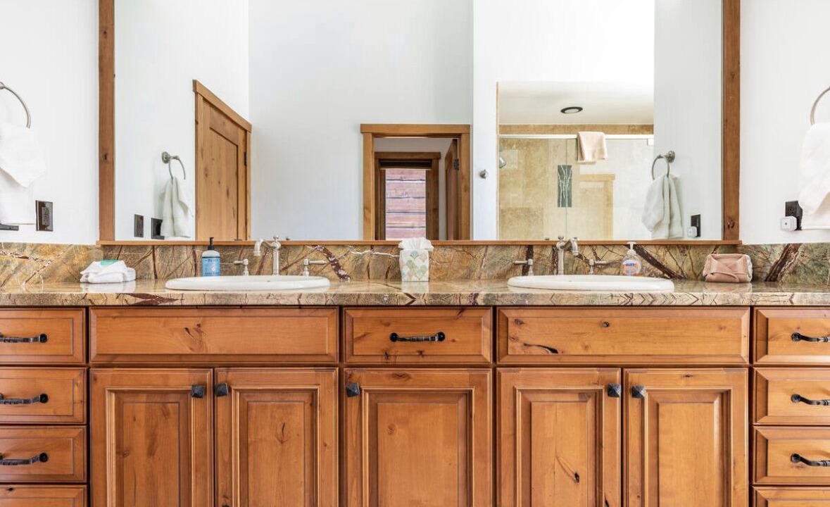 Photo of Bathroom in Stonegate
