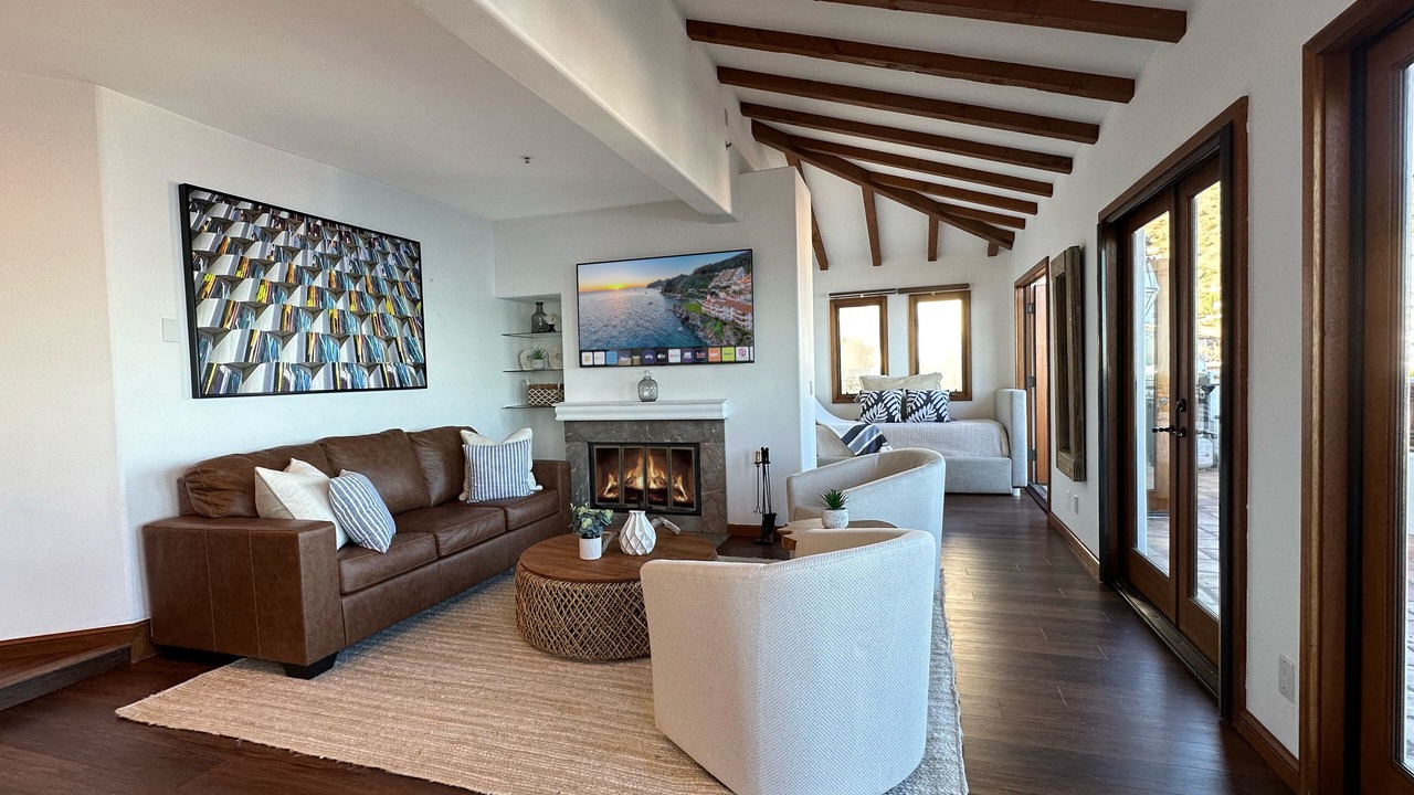 Photo of Livingroom in Avalon