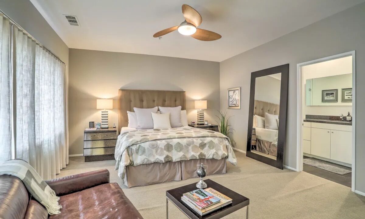 Photo of Bedroom in Downtown Palm Springs