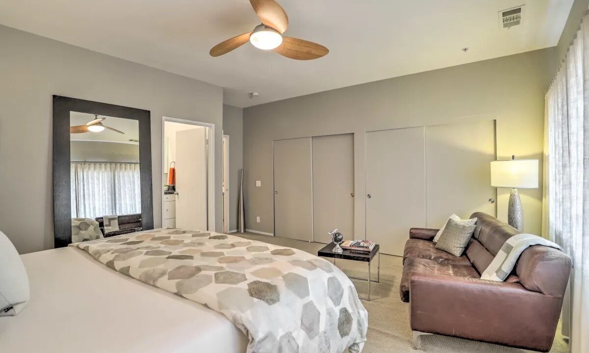 Photo of Bedroom in Downtown Palm Springs
